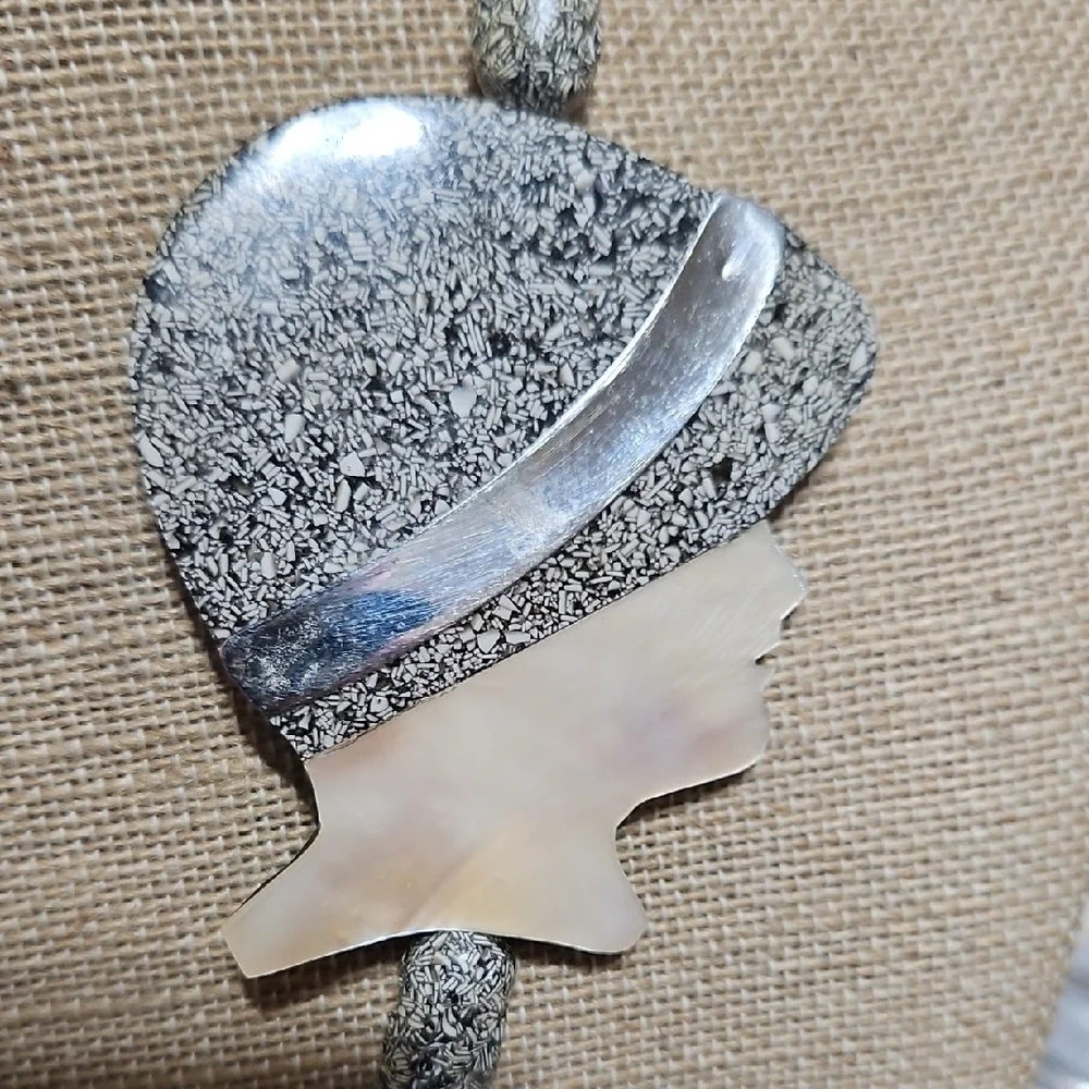 Lee Sands Gray and Silver Stone Necklace with Pendant - Picture 2 of 8